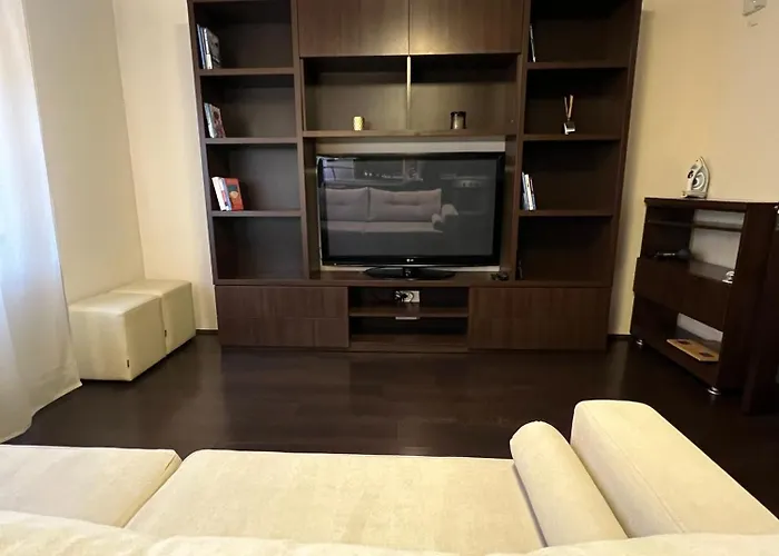 Urban Oasis: Central Location Апартаменты *