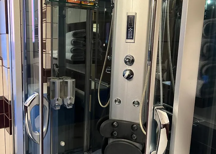 Urban Oasis: Central Location *